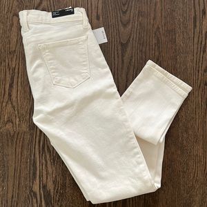 JBrand Mid-Rise Blanc Skinny Leg Opening size 27